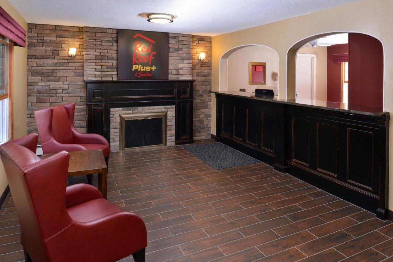 Red Roof Inn Plus+ & Suites Гилфорд Экстерьер фото